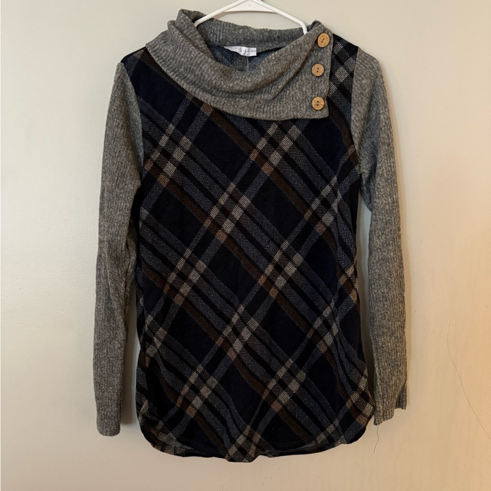 Elegant Plaid Cowl Neck Sweater - Black and Gray